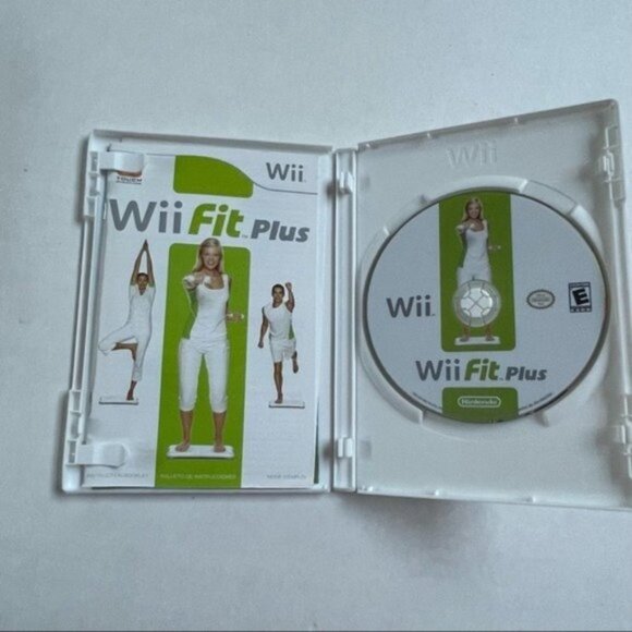 Wii Fit Plus Only for Owners of Original Wii Fit Wii Balance Board Untested - Picture 3 of 4